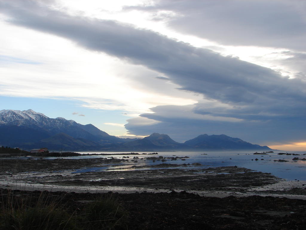 The Point B&B Kaikoura Bagian luar foto